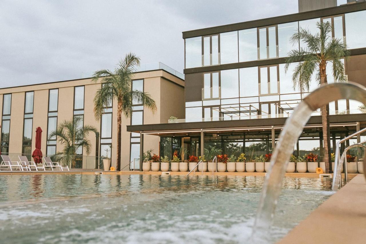 Howard Johnson Plaza La Ribera Resistencia Exterior foto